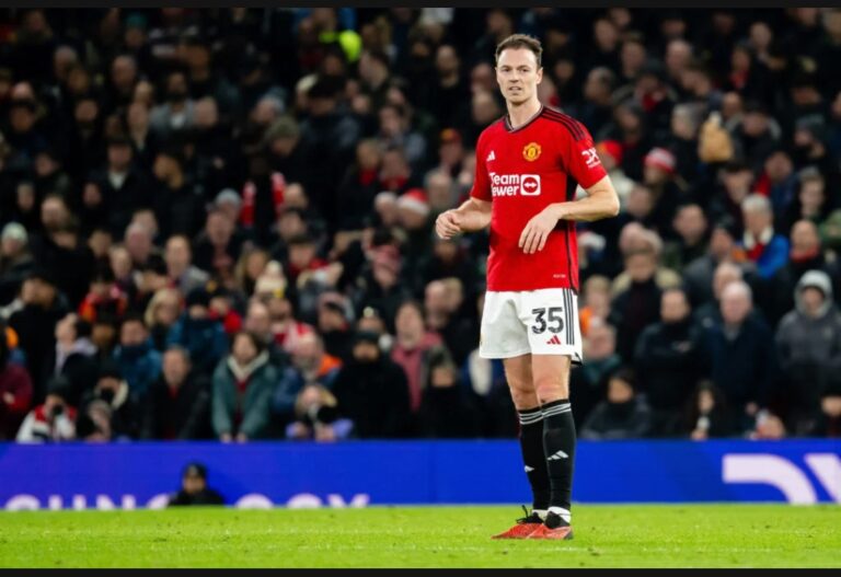 Jonny Evans Shines as Manchester United’s Summer Signings Seek to Make Their Mark in 2024