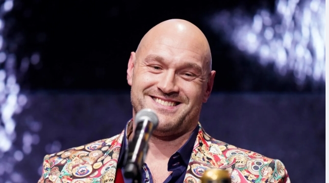 Tyson fury name hardest puncher he has ever faced