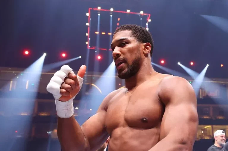 “Eddie Hearn Confirms Anthony Joshua’s Next Fight; Vows Heavyweight World Title Defense”