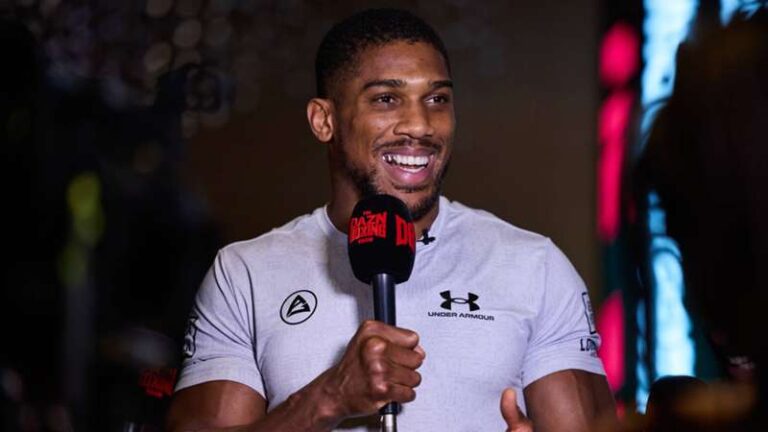 Former heavyweight champion Anthony Joshua has dropped a hint about his upcoming fight date.