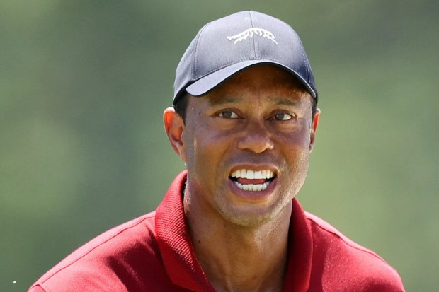 Explosive Allegations Unveiled: Tiger Woods’ Ex-Girlfriend Drops Lawsuit Bombshell, Accusing Him of Sexual Harassment