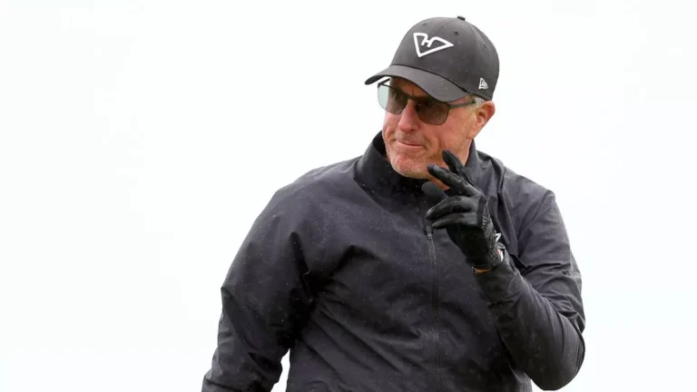 Phil Mickelson shows true colours with message to Open winner Xander Schauffele