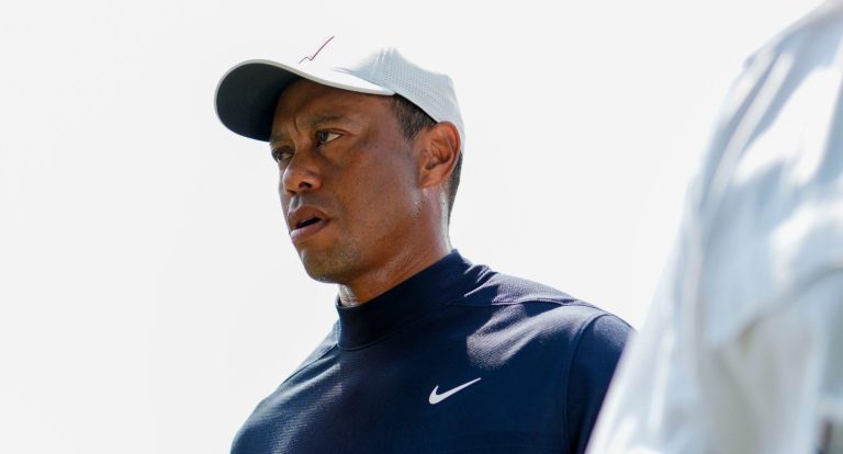 Horrible Tiger Woods photo goes viral