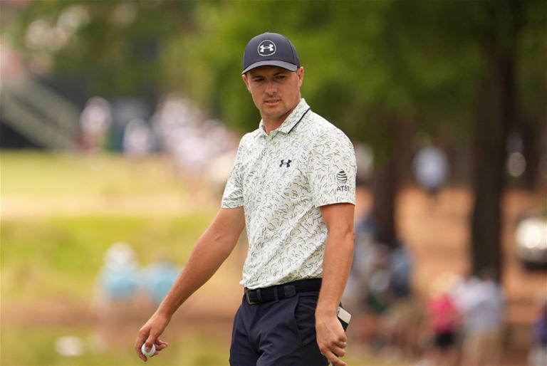 Despite Struggling With PGA Tour Paychecks, Jordan Spieth Makes a $500K Move Amid Threatening FedEx Playoff Position