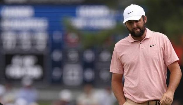 Scottie Scheffler’s Round at BMW Championship Takes a Turn for the Worse After Dramatic Missteps