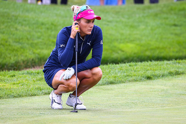 “Team USA’s Music Feud: Nelly Korda and Teammates Ban Lexi Thompson from the Aux Cord Over Her Hardcore Rock Taste!”