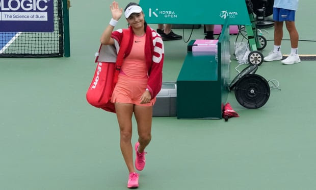 Emma Raducanu suffers huge injury scare in Korea Open exit