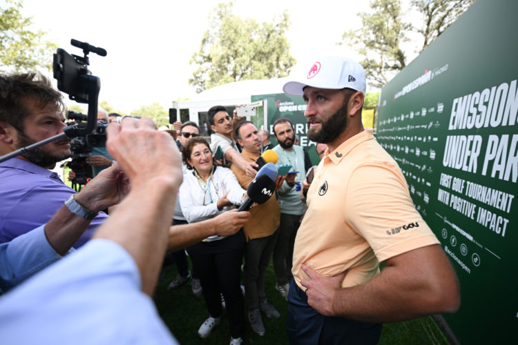 Golf Fans Unsettled as LIV Star Jon Rahm Stirs Controversy with PGA Tour