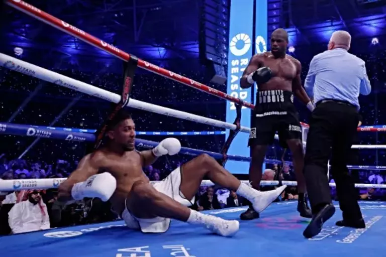 “Shocking New Date Leaks for Epic Joshua vs Dubois Rematch—Fans Won’t Believe It!”