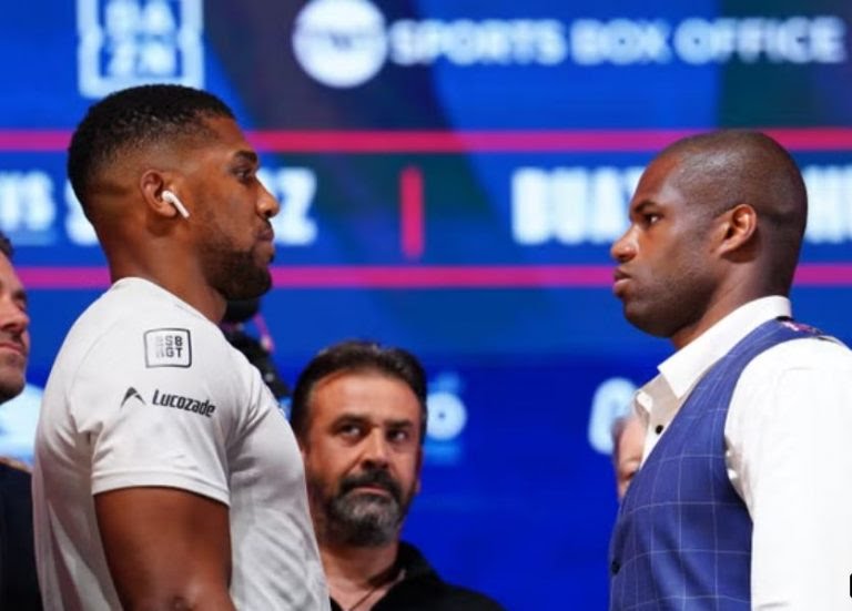 “Shocking Twist: Dubois vs Joshua Showdown in Jeopardy as IBF Makes Bold Move!”