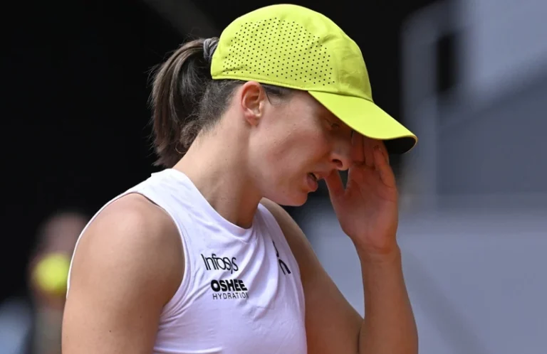 Gorąco wokół Igi Świątek. Fibak już zareagował. Znaczące słowa