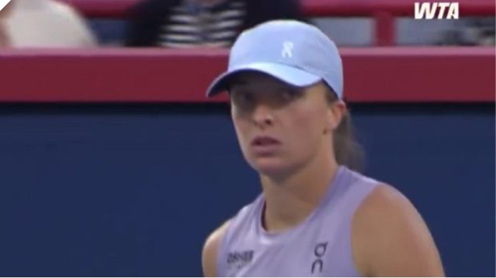 Komentator patrzył na mecz Świątek i nie mógł się nadziwić. “Trudno tego nie przypominać”