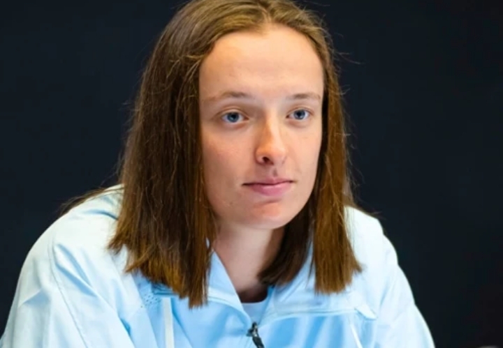 Świątek po tym pytaniu postawiła sprawę jasno. “Taki styl życia wybrałam”