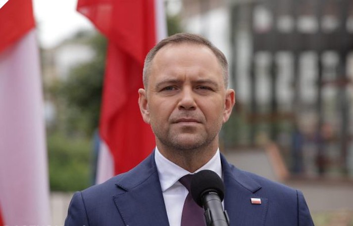 Nawrocki nie dostał zaproszenia, Wałęsa tak. “Dzieją się dziwne rzeczy”