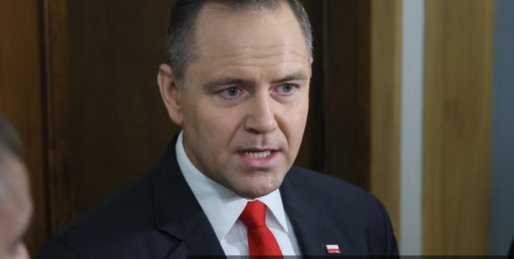 Karol Nawrocki nie dostał zaproszenia. “Dziwne rzeczy się dzieją”