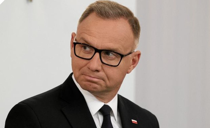 Andrzej Duda nagradza prezesów PZPN. Kulesza z orderem
