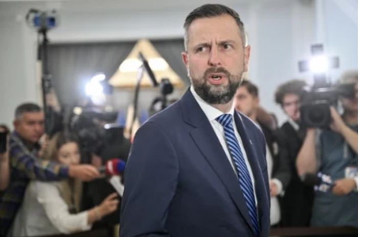 Władza, Polityka i Presja: Nowy Prezydent Polski Od Razu Postawiony Pod Ścianą – Wicepremier Składa Pilny Apel