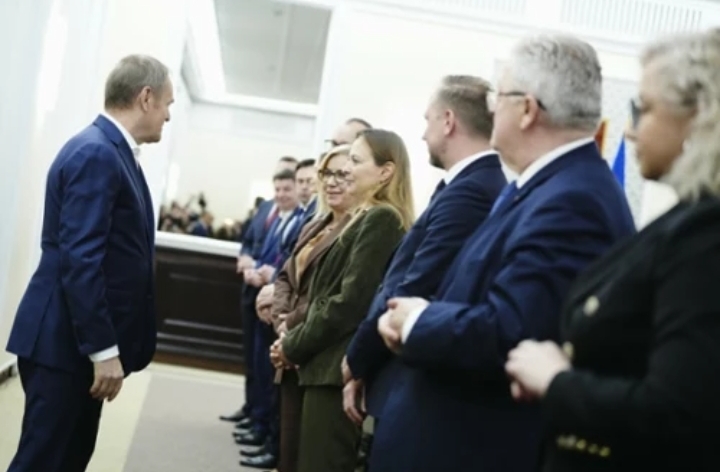 “Zaczyna się polowanie na winnego”. Kto w rządzie odpowie za aferę z KPO?