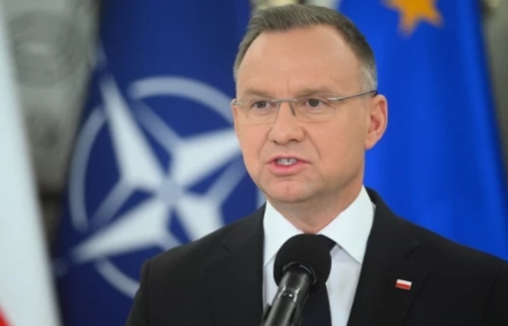 Donald Trump i klata Rejtana – “To ja” Andrzeja Dudy