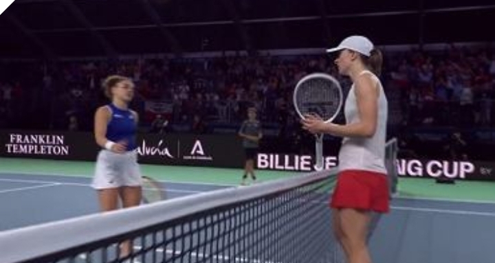 Świątek kontra Paolini – Bitwa, która przesunęła granice i zostawiła łzy na korcie