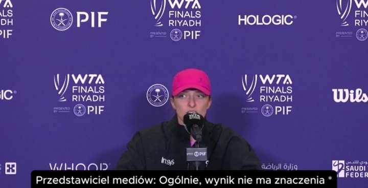 ‎Swiątek zabrała głos po wyborze Szarapowej do Tenisowej Galerii Sław. Wymowna reakcja Polki