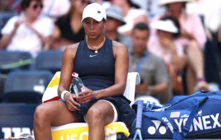 ‎‎Wielki bój i gorzka porażka, aż 89 błędów. Amerykańska mistrzyni “sparaliżowana” nerwami