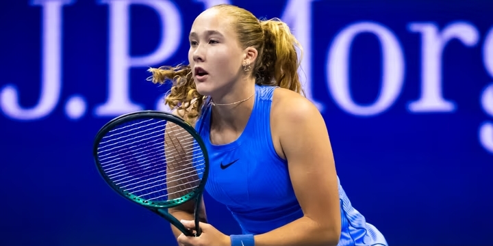 Szokujący koniec w Nowym Jorku: Mirra Andriejewa wyrzucona z US Open w oszałamiającej sensacji
