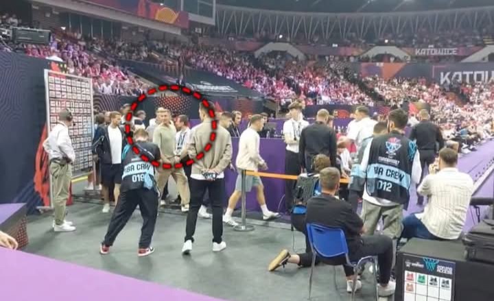 Była 3. minuta meczu Polska – Francja. Wszystkie oczy na Lewandowskiego