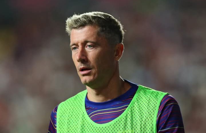 Tak Barcelona chce rozwiązać sprawę Lewandowskiego