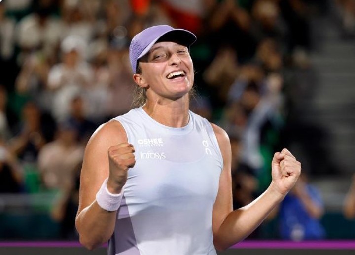 Pilne wieści z Pekinu. Znamy godzinę pierwszego meczu Świątek