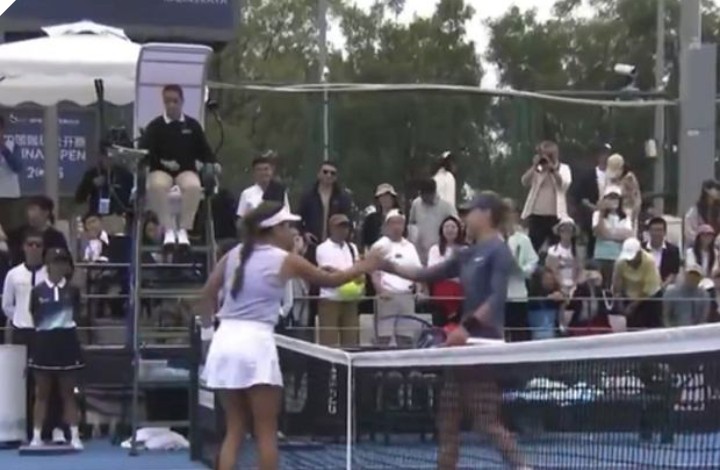 Sensacja w Pekinie! Było już 6:1, 3:0. Świątek poznała rywalkę