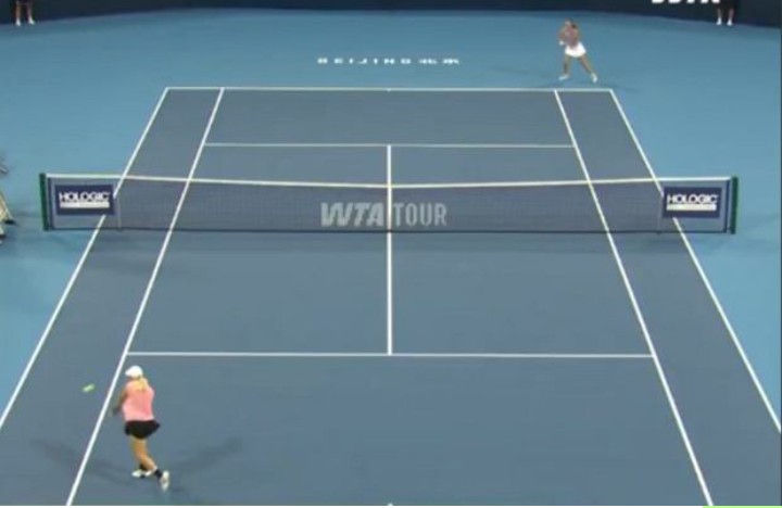 Faworytka zmiażdżona w Pekinie! 0:6 w drugim secie. Katastrofa