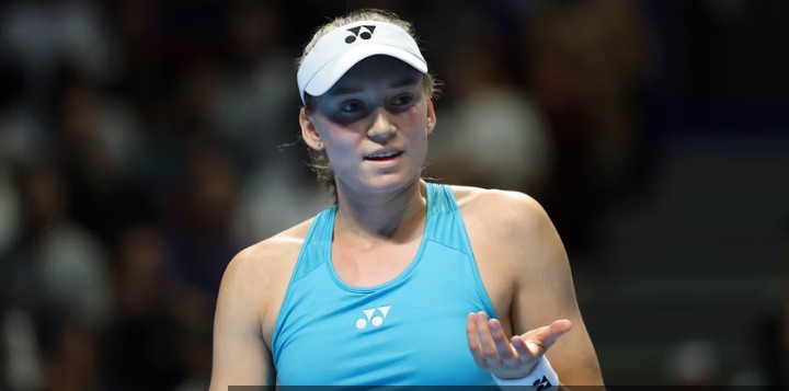 Sensacja w Pekinie! Wielka przeciwniczka Igi Świątek już za burtą