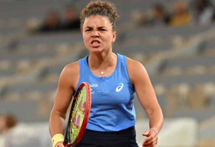 Paolini jednak zagra o tytuł w Pekinie. 6:0 w drugim secie, “koszmar” Świątek za burtą