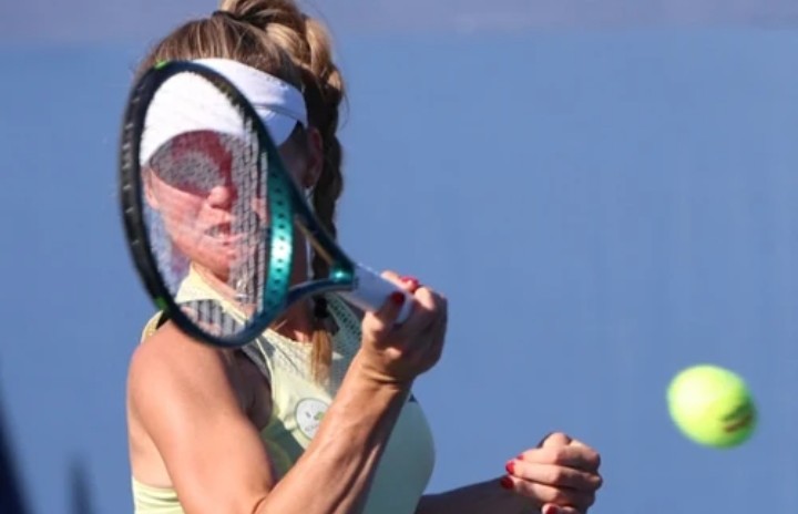 Niemka krzyczała, Polka ją rozbiła. 6:0, 6:1, jest ćwierćfinał. Historyczna chwila o krok