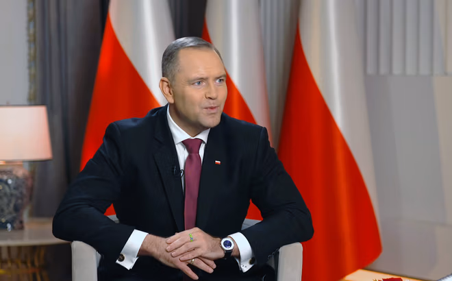 Zaufanie do Nawrockiego już nie takie żelazne. Prezydent ma powody do zmartwień?