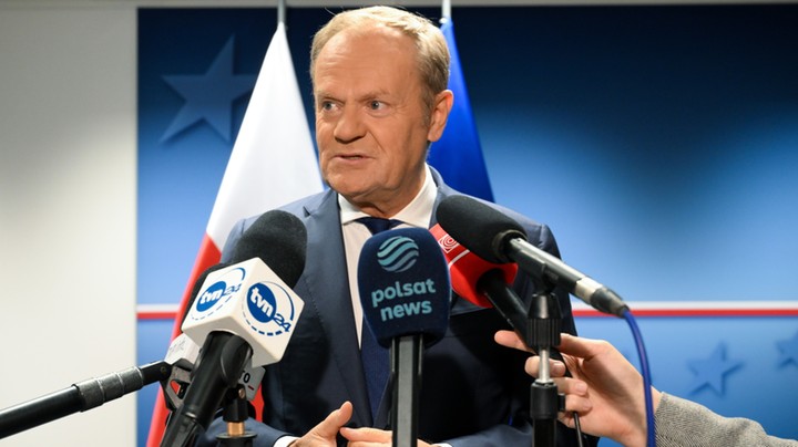 Weto Karola Nawrockiego w sprawie ustawy łańcuchowej. Krótki komentarz Donalda Tuska