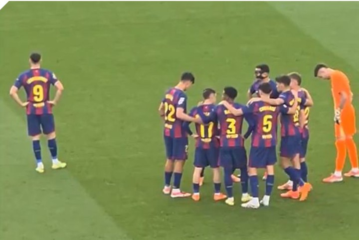 Cały stadion widział, co zrobił Lewandowski. Sceny przed meczem Barcelony