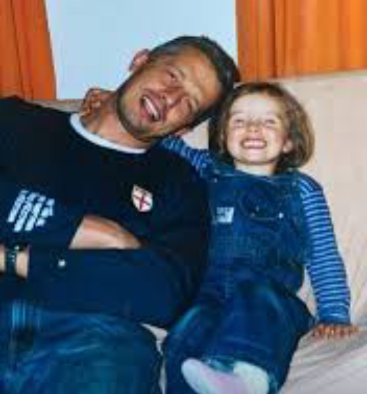 “Iga Świątek o cichej sile swojego ojca: Zawsze miał mnie za plecami”,Z retrospecznymi zdjęciami Małej Igi i Ojca Świątecznego