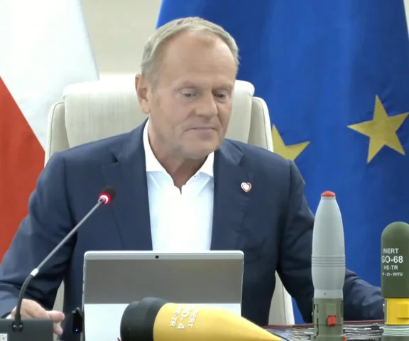 Tusk zaskoczył na posiedzeniu rządu! Aż huczy na temat tego, co ze sobą przyniósł: “Nie lękajcie się”