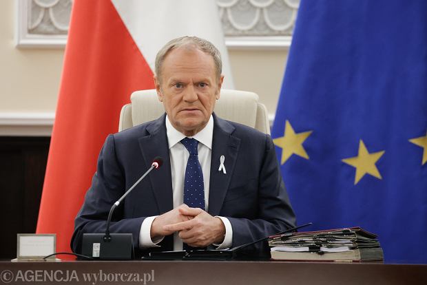 Spięcie na szczycie władzy. “Polski tam nie będzie”