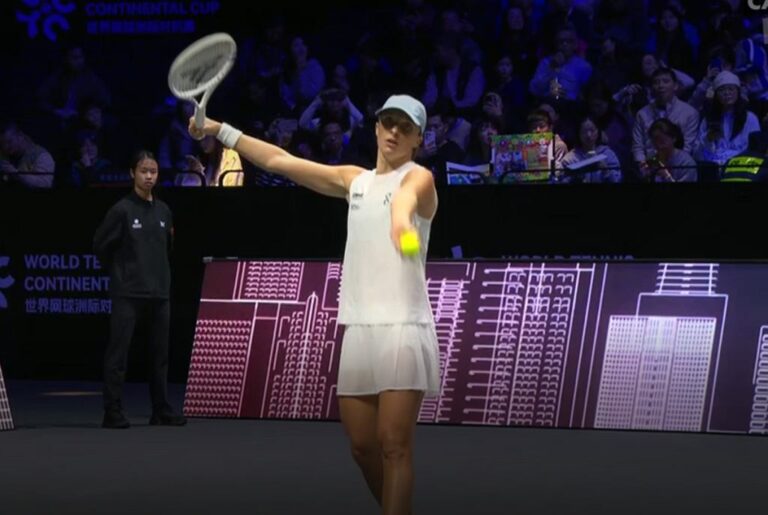 Iga Swiatek ponownie na korcie! Blyskawiczny pierwszy set