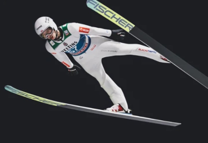 Tomasiak nie przestaje zachwycać, znów walczył z czołówką. Prevc zdecydowanie najlepszy