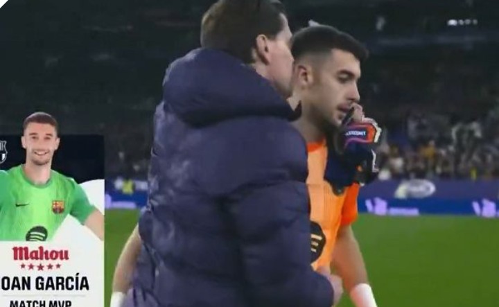 Było tuż po meczu. Szczęsny od razu ruszył do Garcii i zrobił to