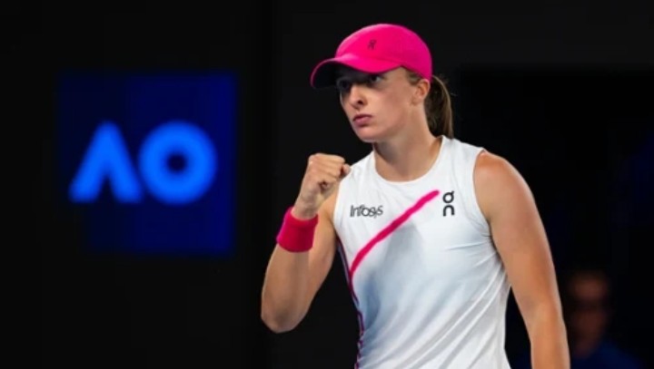 Szaleństwo Świątek w Australian Open. A potem ten wpis, tuż przed szóstą. Hit sieci