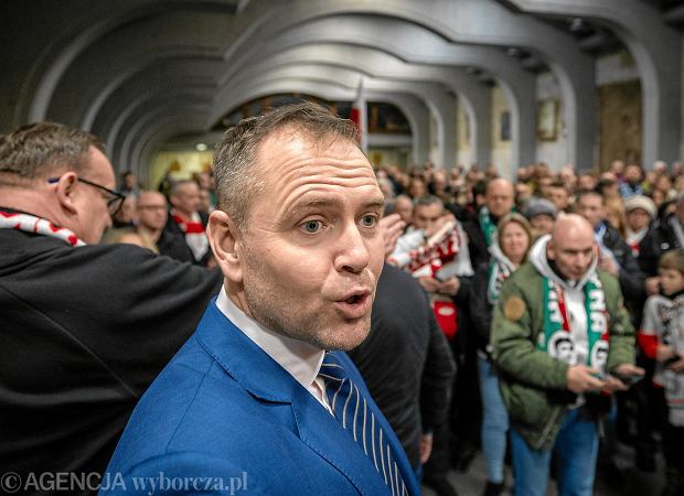 Nawrocki ma do podpisania ustawę pułapkę. Może postąpić inaczej Duda