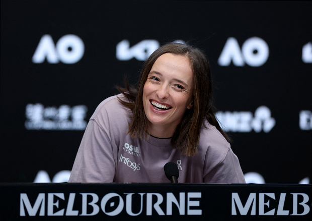 Sceny na konferencji Igi Świątek. Naprawdę ją o to zapytali