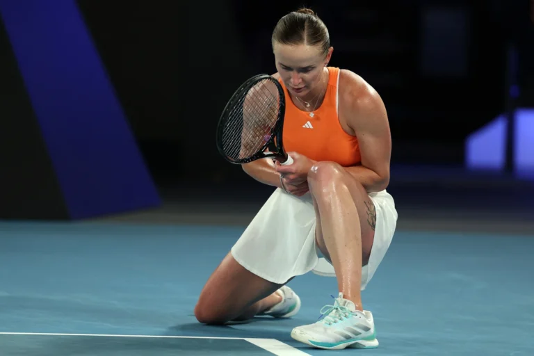 Sensacja na drodze Igi Świątek do finału w Dosze. 78 minuty i koniec