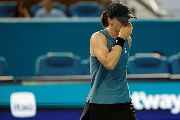 Świątek rozbita przez Linette. Wielka sensacja w Miami