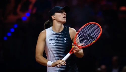 Rosjanie komentują porażkę Świątek. Zachwyt po meczu z Andriejewą, padło słowo “nokaut”